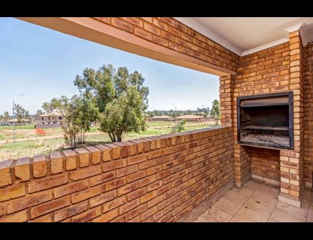 1 BEDROOM TOWNHOUSE FOR SALE IN KRUGERSRUS